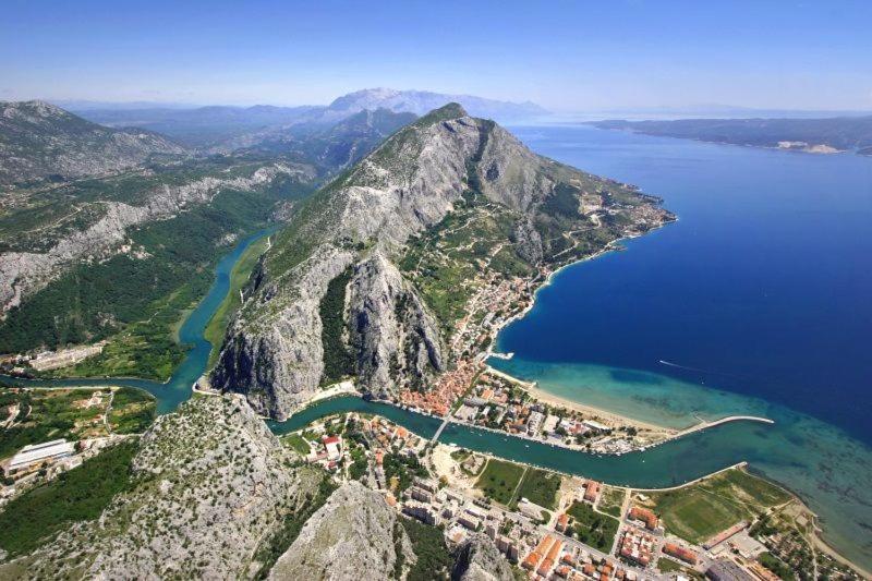 Apartament Penthouse Maremonte Omiš Zewnętrze zdjęcie